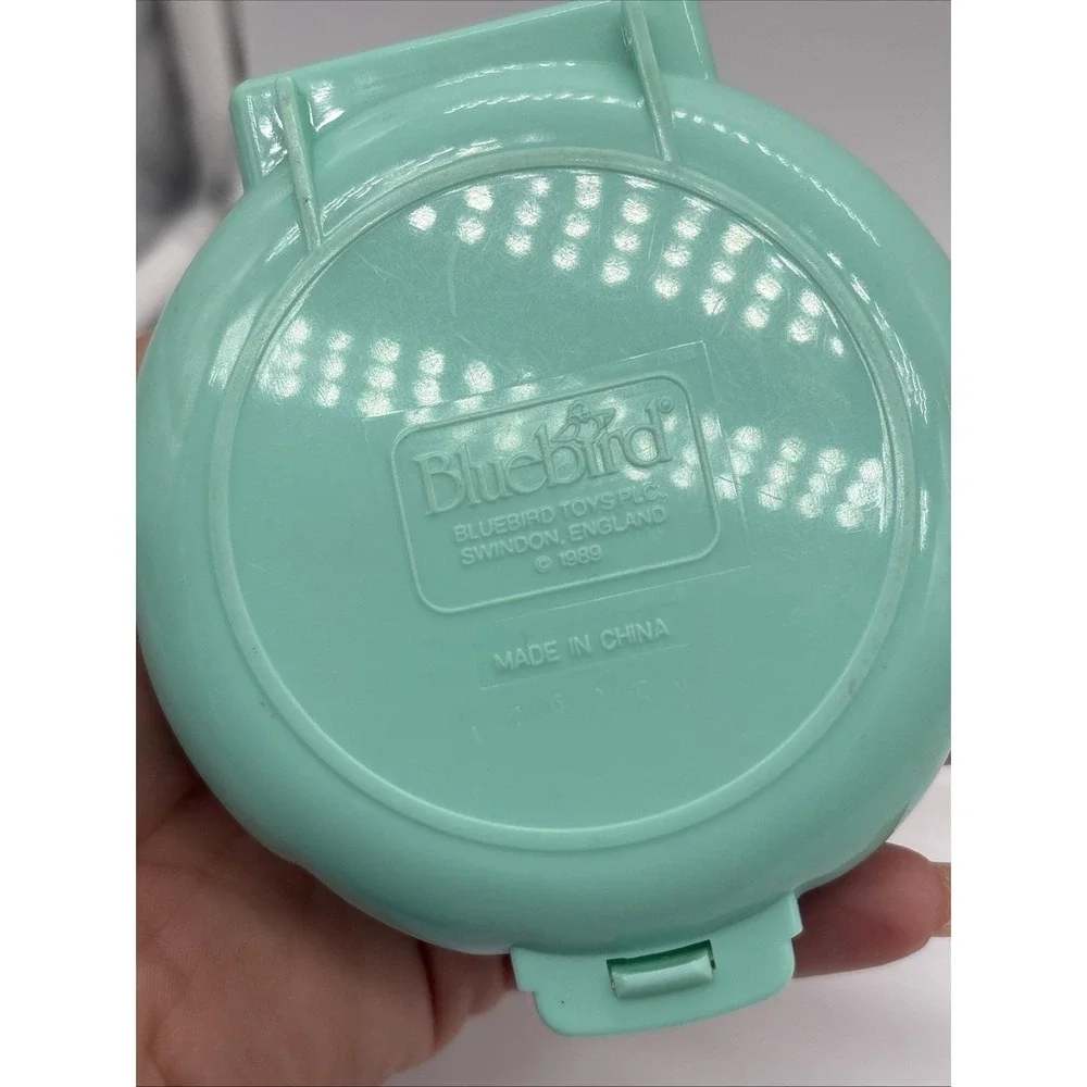 Polly Pocket 1989 Polly's Beach House Bluebird Toys Case Only No Dolls